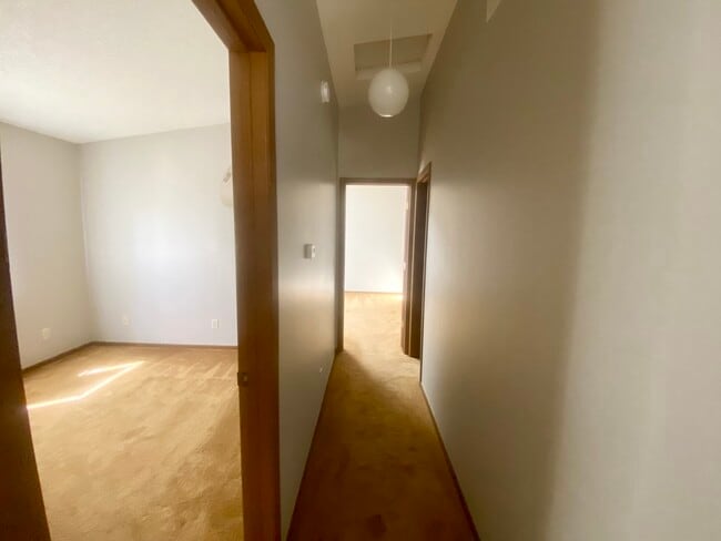 Building Photo - 1826 Kerrybrook Ct