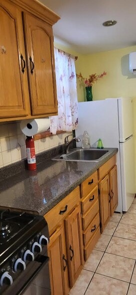 Building Photo - 9115 Avenue J