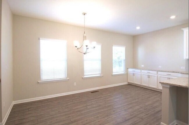 Building Photo - 2237 Pink Hawthorn Dr