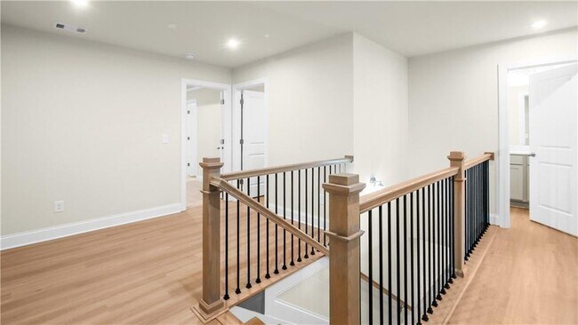 Building Photo - 727 Stickley Oak Way