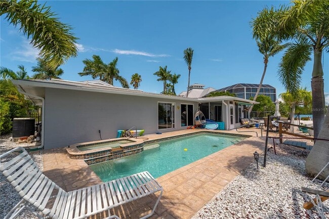 Building Photo - 922 Casey Cove Dr