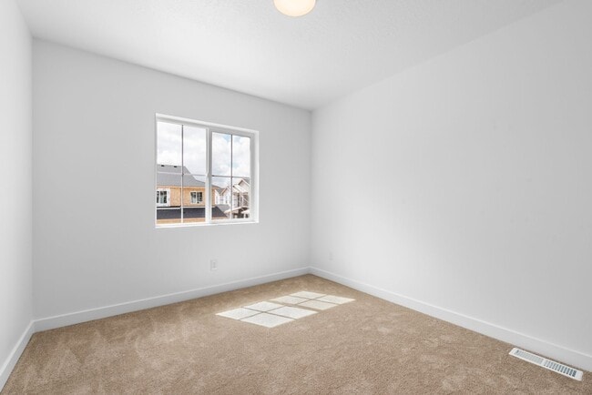 Building Photo - Dry Creek Highlands Towns - 6608