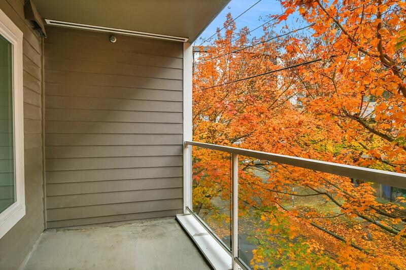 Building Photo - 4847 California Ave SW