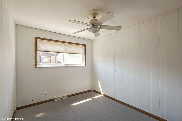 Building Photo - 614 Leamington Ave