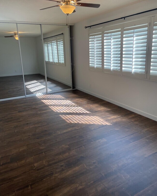 Building Photo - 11311 Tampa Ave