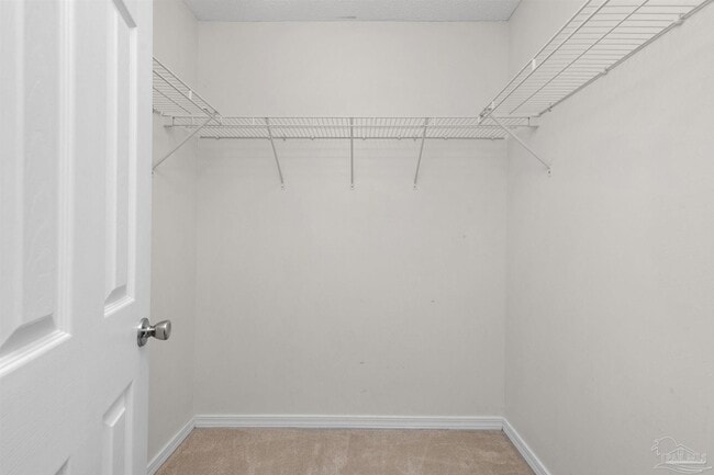 Building Photo - 2491 Parkridge Dr