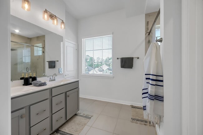 Building Photo - 212 Cider Gum Pl