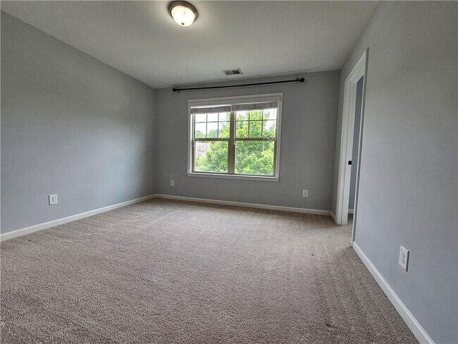 Building Photo - 3218 Leyden Ct