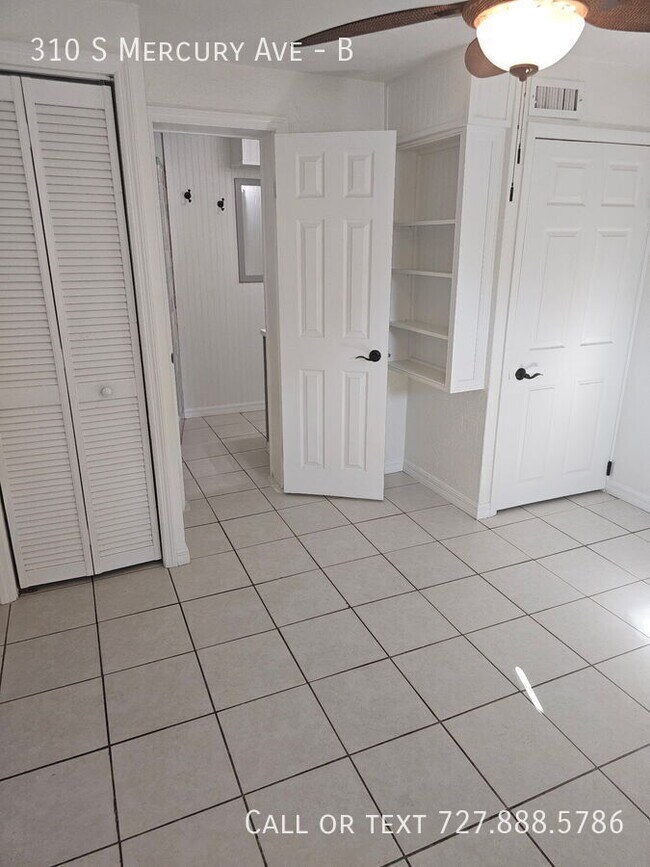 Building Photo - 310 S Mercury Ave