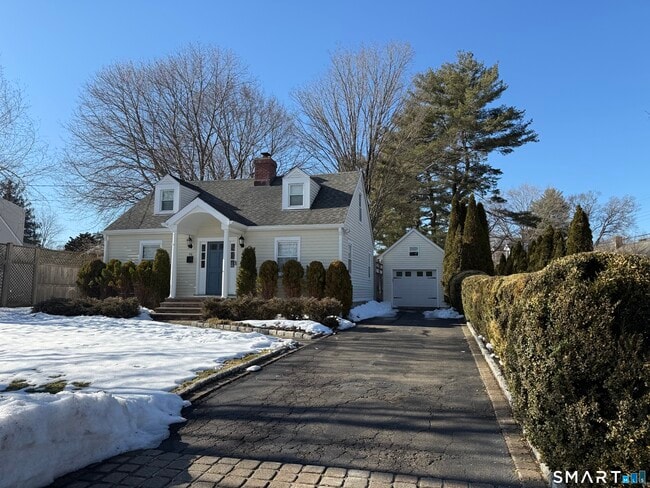 Building Photo - 46 Prudence Dr