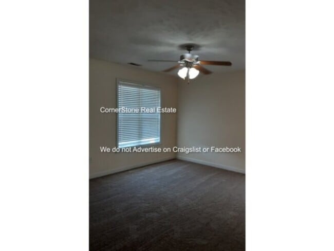 Building Photo - 1760 Renwick Dr