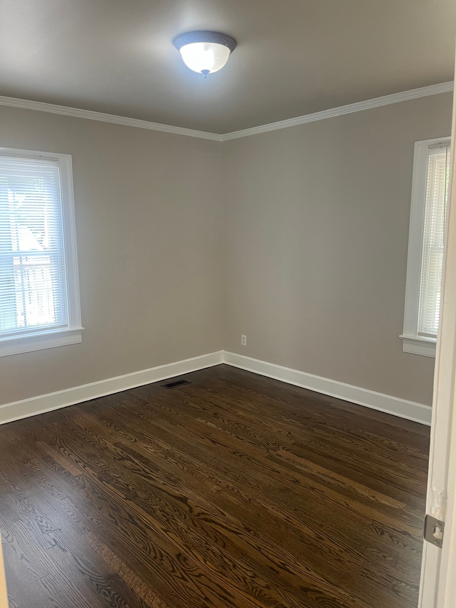 Third bedroom - 1402 N Tennessee Blvd