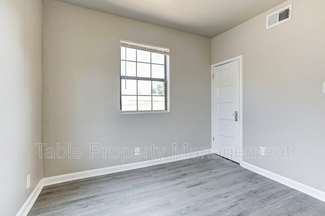 Building Photo - 1919 NW 11th St