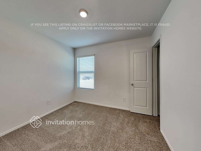 Building Photo - 2938 Greenhorn Ave