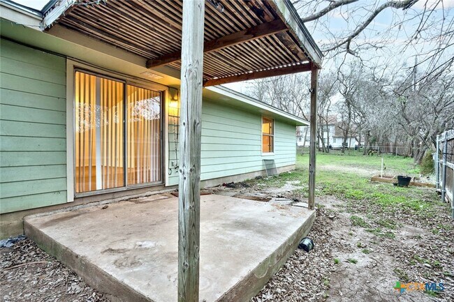 Building Photo - 108 Hughson Ct