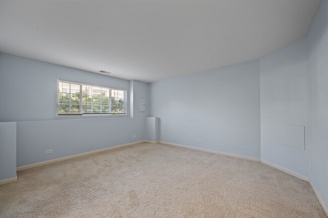 Building Photo - 2295 Twilight Dr