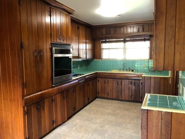 Building Photo - 10806 Burdine St