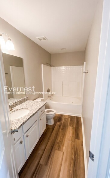 Building Photo - 128 Rocky Ridge Dr