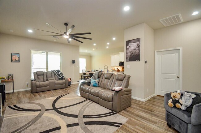 Building Photo - 12630 Beddington Ct
