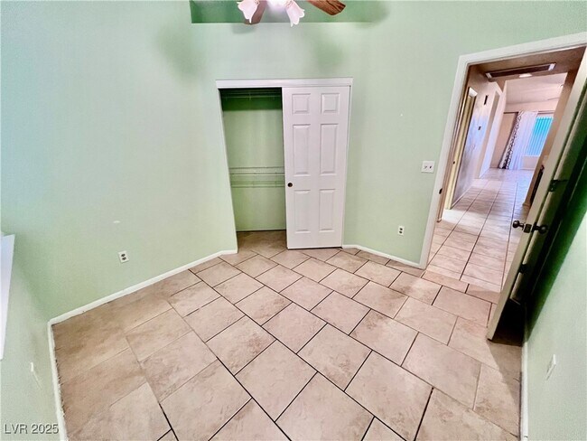 Building Photo - 8420 Airmont Ct