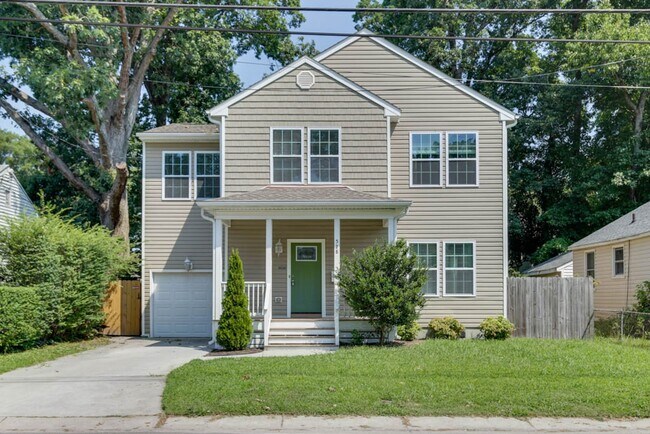 Primary Photo - Beautiful Home For Rent in Ocean View!