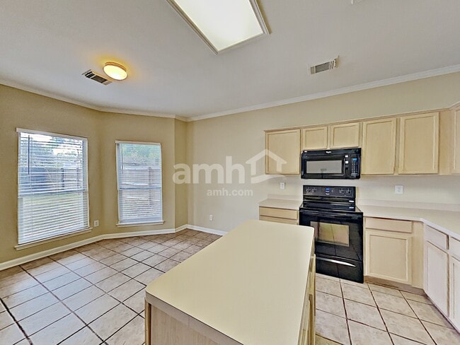 Building Photo - 4103 Chiselhurst