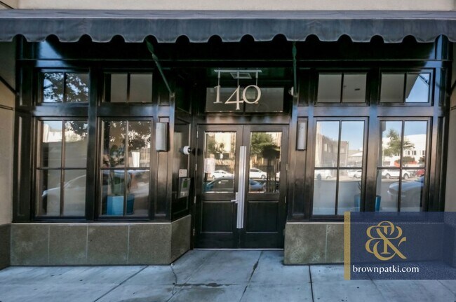 Building Photo - 140 S Van Ness Ave