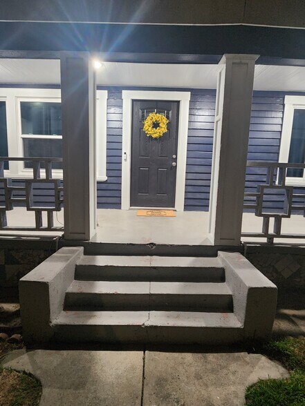 Building Photo - 4312 Walton Ave