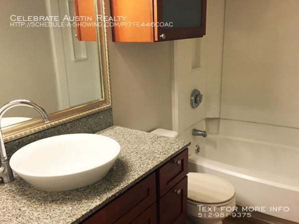 Building Photo - The Arts at South Austin