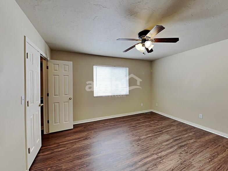 Building Photo - 326 S 1530 E