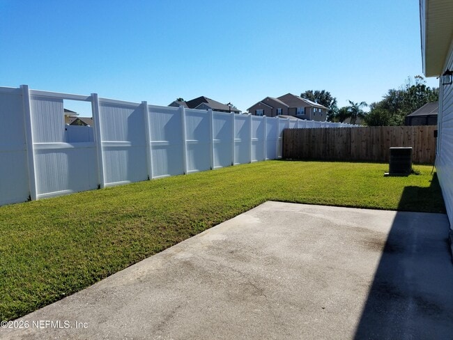 Building Photo - 1763 Hawkins Cove Dr E