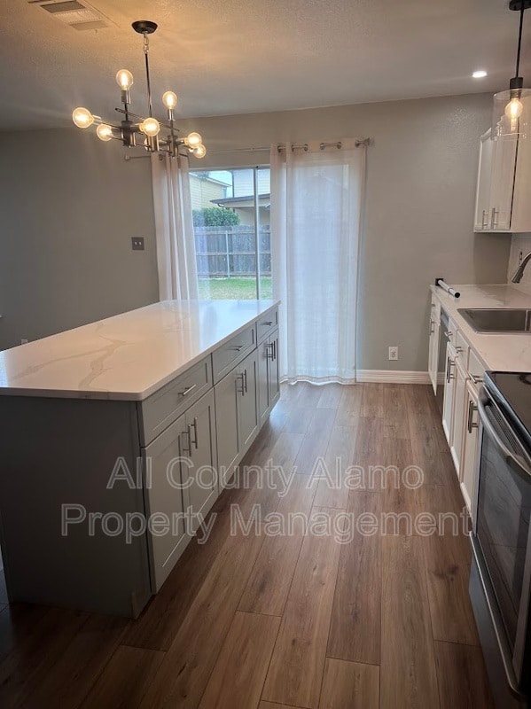 Building Photo - 7431 Cedar Farm