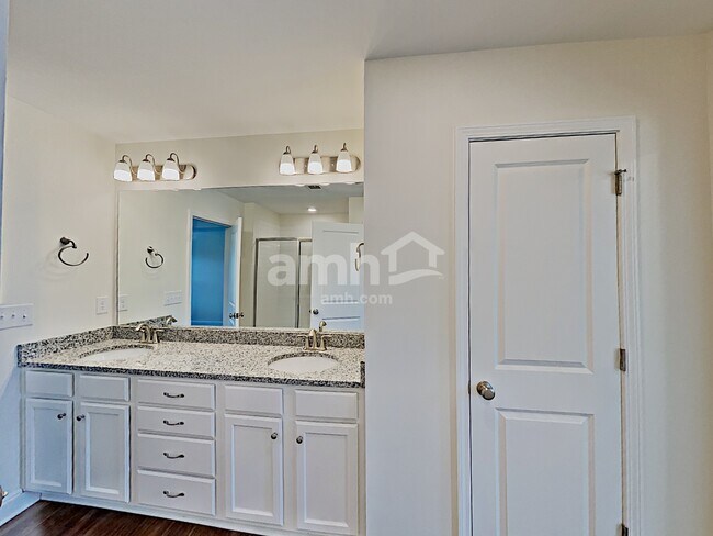 Building Photo - 1110 Merlot Ct