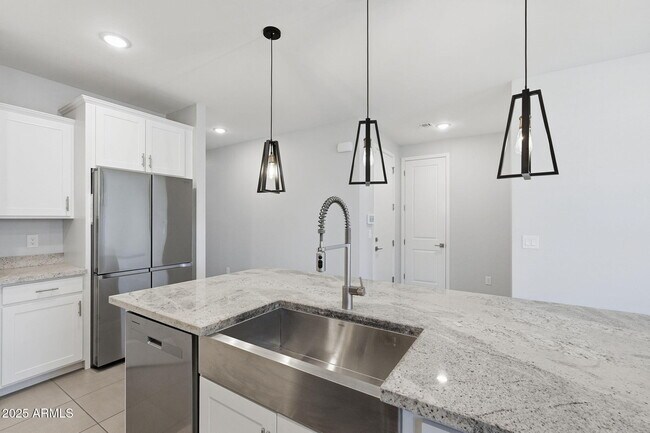 Building Photo - 4535 W Hunter Trl