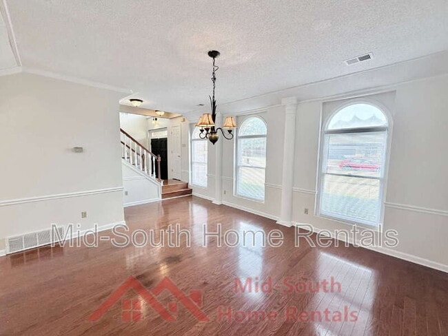 Building Photo - 8971 Meaghan Dr