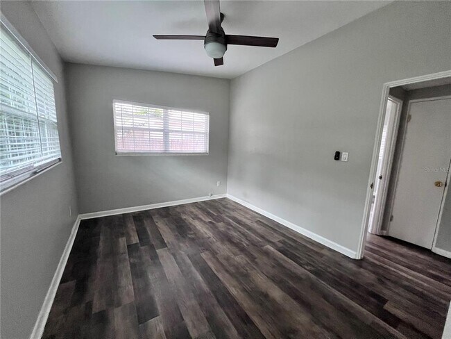 Building Photo - 2326 Coldstream Dr