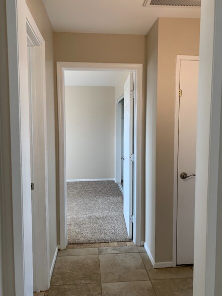 Building Photo - 25863 Pacific St