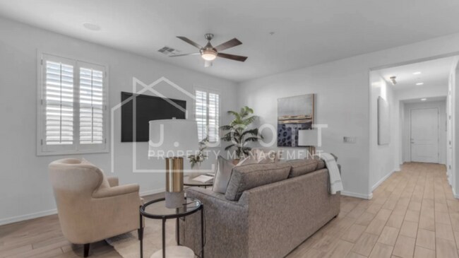 Building Photo - Modern 4-Bedroom Home with Upgraded Kitche...