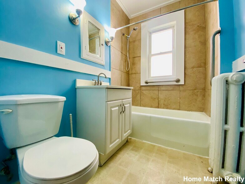 Building Photo - 39 Michigan Ave