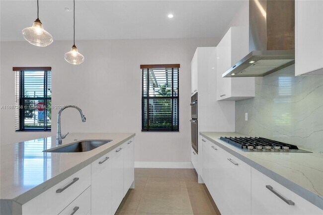 Building Photo - 8217 NW 46th St