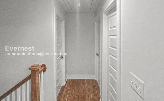 Building Photo - 4 Bed/2.5 Bath Home with Garage / Pet-Friendly / Available Now!