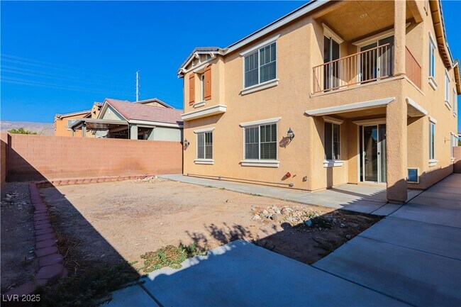 Building Photo - 10733 Mentesana Ave