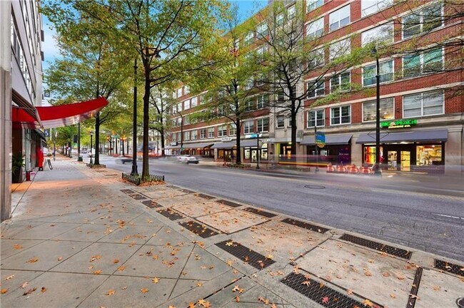 Building Photo - 805 Peachtree St NE