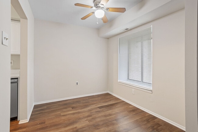 Building Photo - 1404 Timber Creek Rd