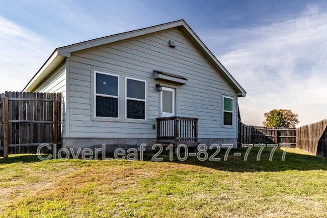 Building Photo - 302 Pradera Cove