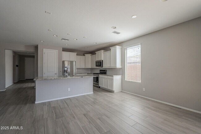 Building Photo - 25812 N 162nd Dr