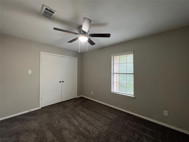 Building Photo - 7417 Kingswood Dr