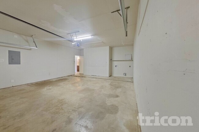 Building Photo - 1121 Cypress Ln