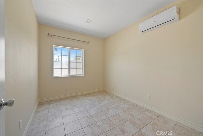 Building Photo - 9796 Stanwin Ave