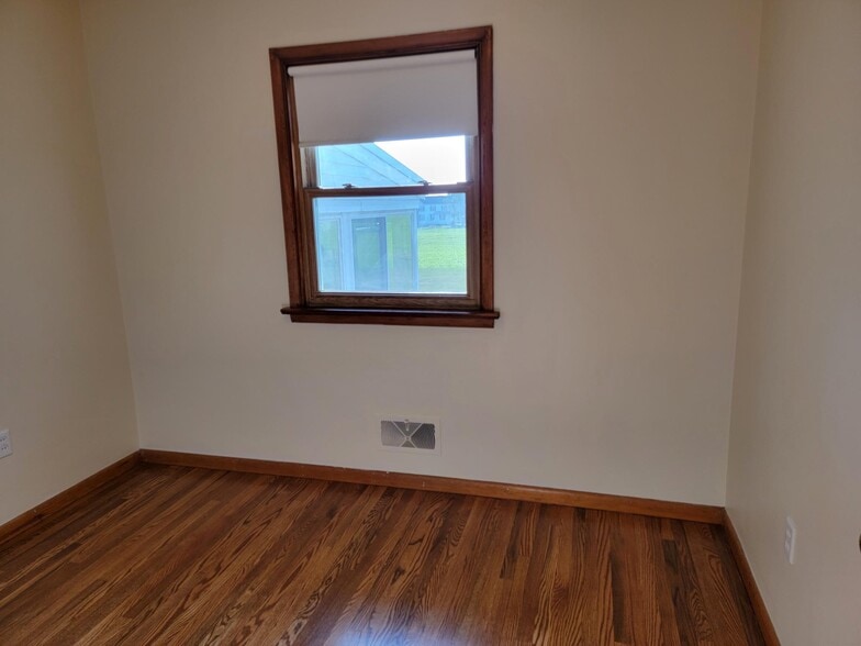 Building Photo - 75 Bimini Dr